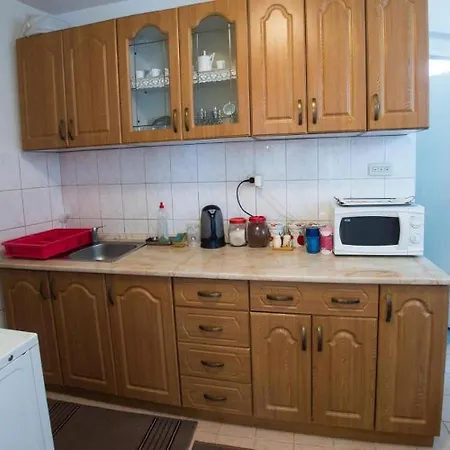 Urban Escape With Stunning Old Bridge Terrace Views