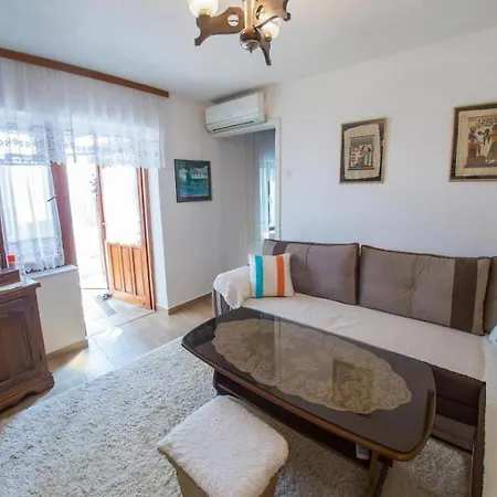 Urban Escape With Stunning Old Bridge Terrace Views Apartment Mostar