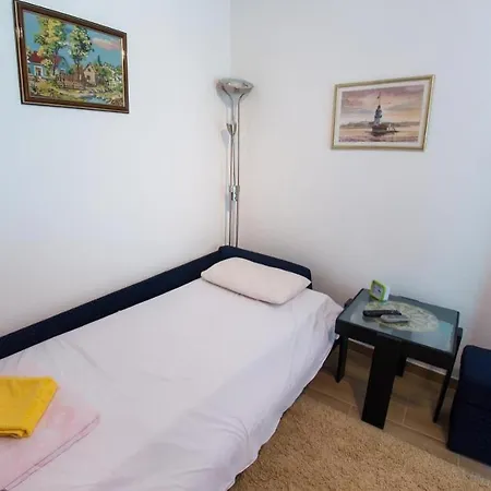 Urban Escape With Stunning Old Bridge Terrace Views * Mostar