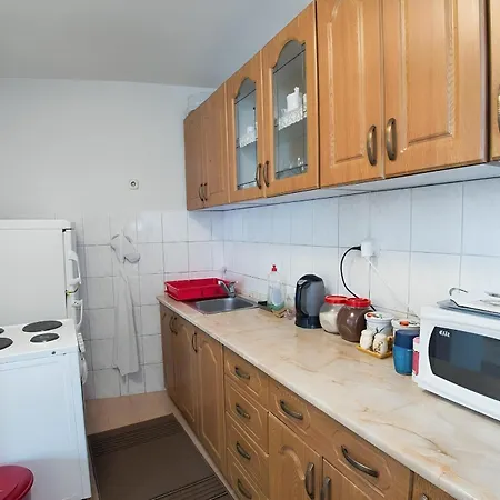 Urban Escape With Stunning Old Bridge Terrace Views