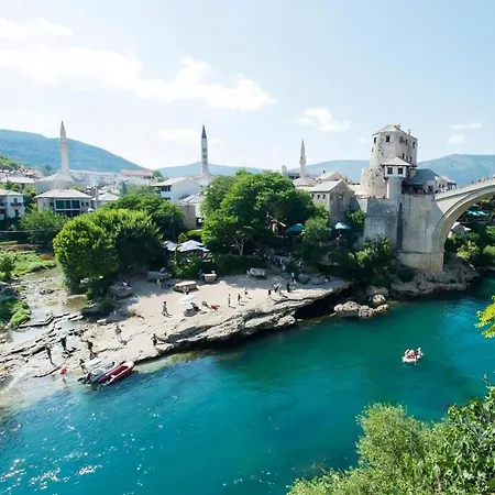 Urban Escape With Stunning Old Bridge Terrace Views Apartment